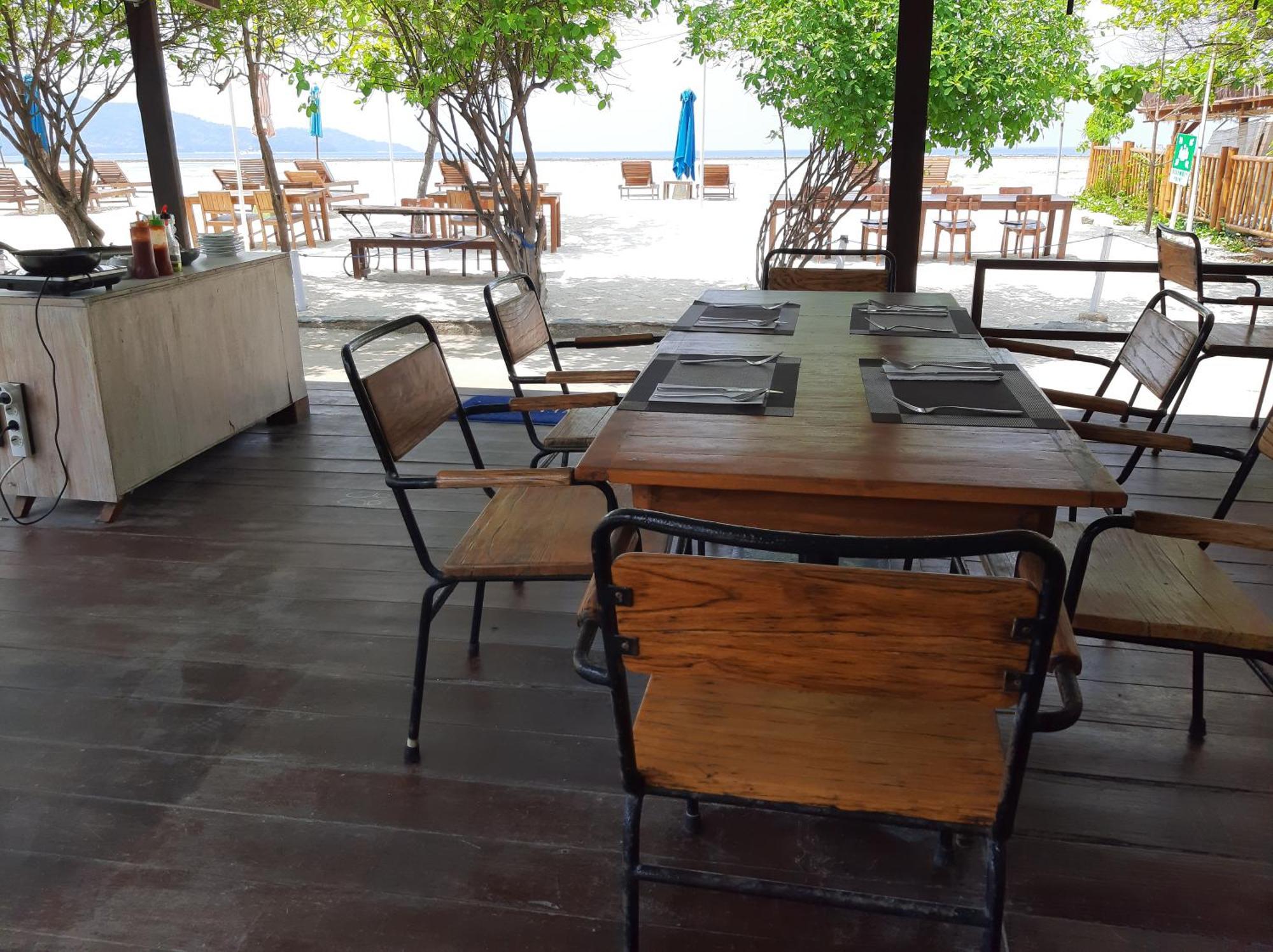 Mola2 Resort Gili Air Buitenkant foto