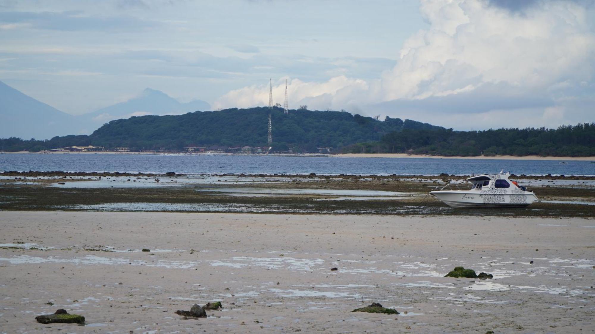 Mola2 Resort Gili Air Buitenkant foto